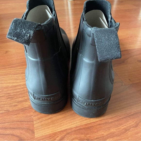 HUNTER Mens US size 8 Chelsea rain boots - Picture 8 of 9